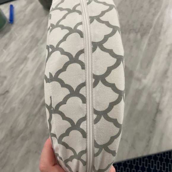 Boppy Pregnancy Wedge - Picture 3 of 8